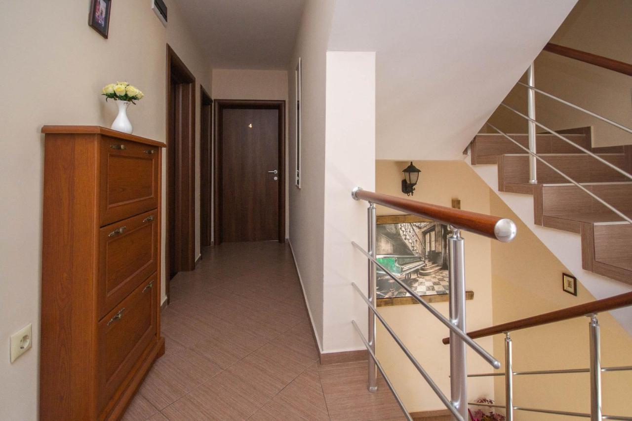نيسيبار Hotel Czech Rhapsody المظهر الخارجي الصورة
